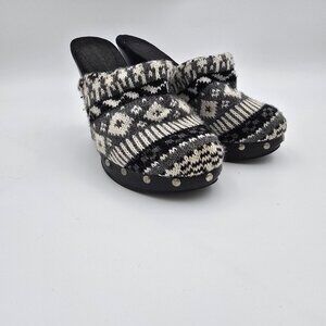 Charlotte Russe Knit Clog Heeled Mules Black/White Sweater Pattern